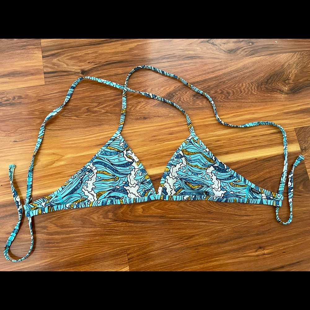JOLYN triangle top